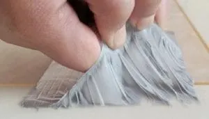 Keo dán chống thấm chất lượng, giá rẻ, dễ sử dụng