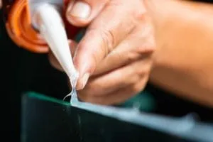 Keo đa năng silicon – chất trám tốt nhất 2024