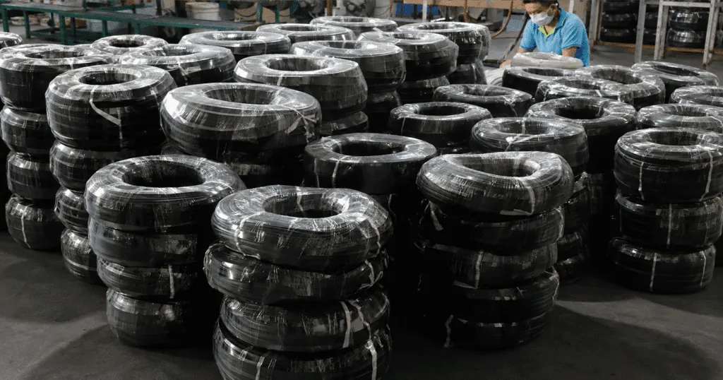 Ép Đùn Cao Su Theo Biên Dạng Yêu Cầu: Quy Trình OEM 2026 5 nhà cung cấp ron cửa cho dự án công trình